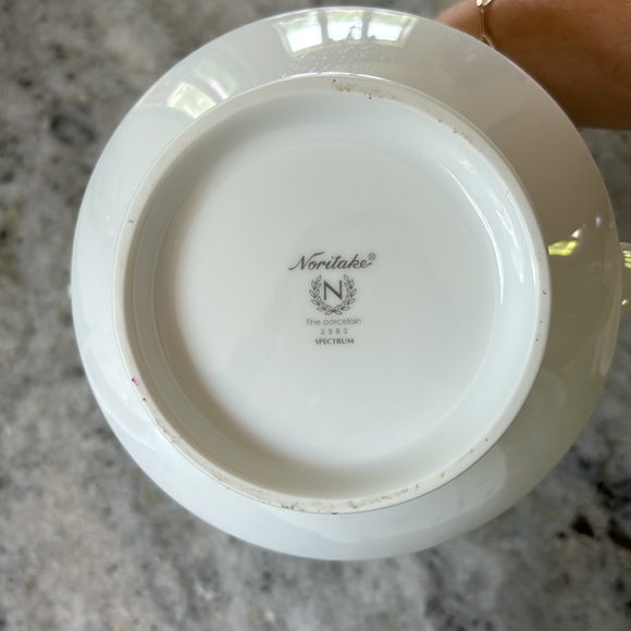 Noritake Spectrum Tea Pot, 38 Oz - Picture 4 of 5